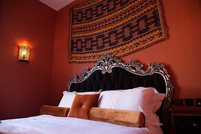 Domo Boutique Hotel