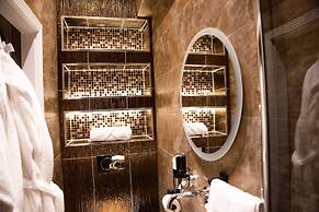 Domo Boutique Hotel