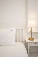 Liiiving - Ribeira Riverside Apartment