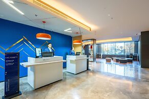 Holiday Inn Express Xinji City Center by IHG