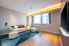 Holiday Inn Express Xinji City Center by IHG