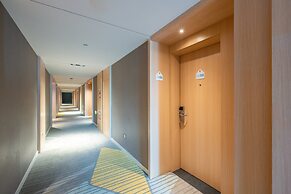 Holiday Inn Express Xinji City Center by IHG