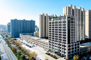 Holiday Inn Express Xinji City Center by IHG