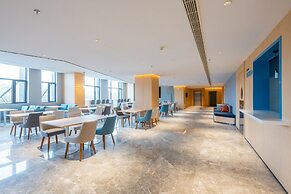 Holiday Inn Express Xinji City Center by IHG