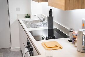 Birtin Works Apartments - Brand New - City Centre