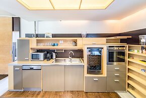 Venus Apartments - Parliament I