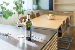 Venus Apartments - Parliament I