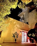 Marbella Boutique Art