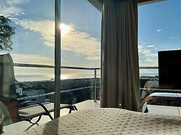 Marbella Boutique Art