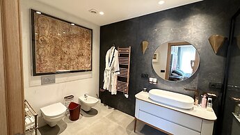 Marbella Boutique Art