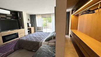 Marbella Boutique Art