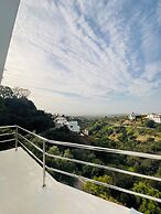 Marbella Boutique Art