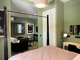 Marbella Boutique Art