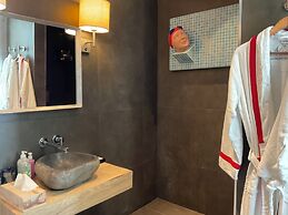 Marbella Boutique Art