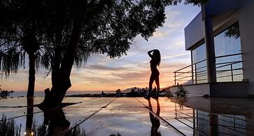 Marbella Boutique Art