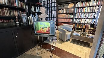 Marbella Boutique Art