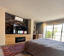 Marbella Boutique Art