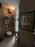 Marbella Boutique Art