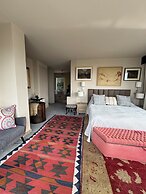 Marbella Boutique Art