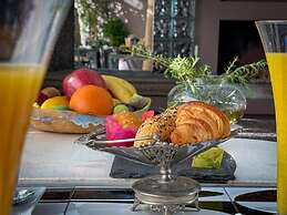 Marbella Boutique Art