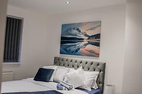 BV Comfy Spacious 3 Bedroom House At Tatton Street Manchester