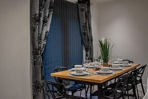 BV Comfy Spacious 3 Bedroom House At Tatton Street Manchester