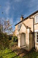 Lovely Cosy Stone Cottage in Tetbury, Cotswolds