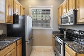 Blue Bird Hideaway - Near Silver Dollar City