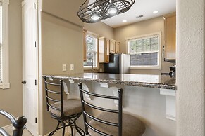 Blue Bird Hideaway - Near Silver Dollar City