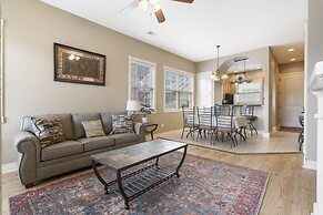 Blue Bird Hideaway - Near Silver Dollar City