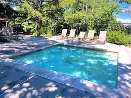 Classy Canyons Condo