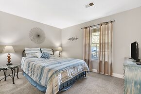 Gorgeous Ground Level Retreat