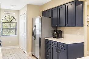 Makin' Memories 2 - Community Indoor Pool