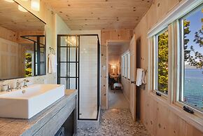 Mesmerizing Meeks Bay Outdoor Waterfront Deck