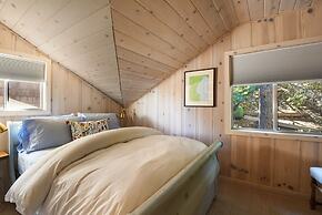 Mesmerizing Meeks Bay Outdoor Waterfront Deck