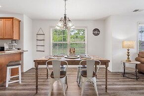 Retreat at Par Lane - Family Friendly Condo