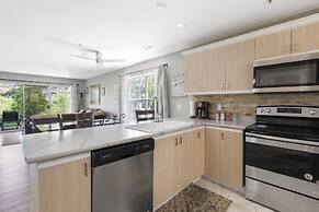 Waterfront Branson Escape