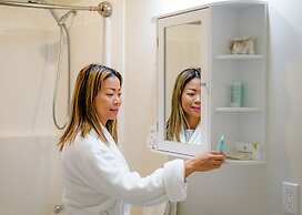 Barefoot Villas Cabin 1 Beaver w/ Hot tub