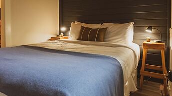 Barefoot Villas Cabin 1 Beaver w/ Hot tub