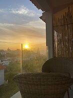 Azenhas do Mar Valley House