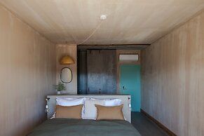 Azenhas do Mar Valley House