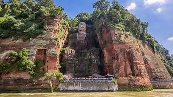 HUALUXE Leshan by IHG