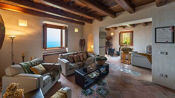 Villa Casarossa Numero Uno 6