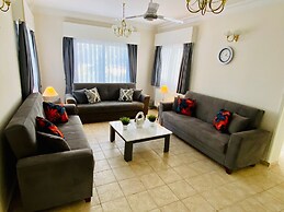 Kyrenia Mountain Side Villa , Lapta