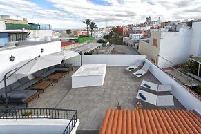 CASA VERDE Comfortable Air-Conditioned