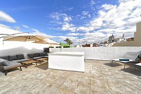 CASA VERDE Comfortable Air-Conditioned