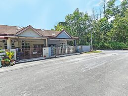 OYO Home 90584 Dz Homestay Bukit