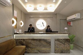 Hotel Ariana Residency