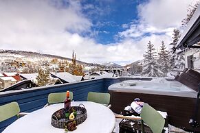 Aspen Grove 3 Bedrooms AGC-8 by KBM