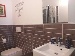 The flat Close To Estoril Beach